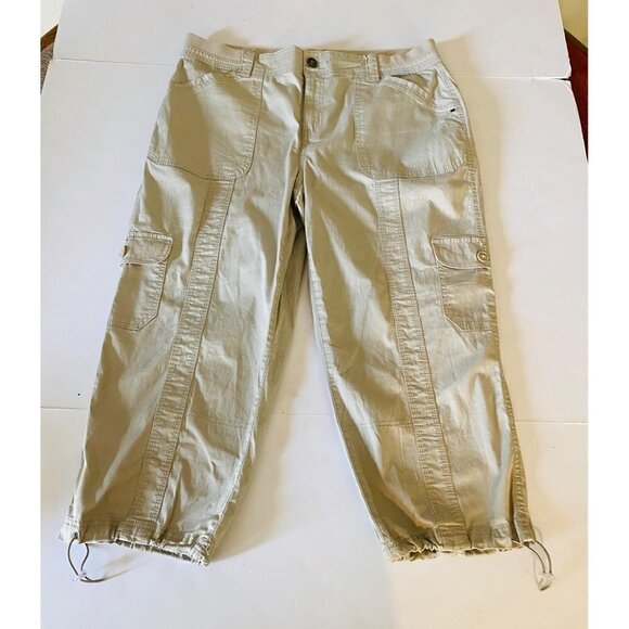 Style & Co. Tan Cargo Capri Pants, Women's size 1 - Picture 10 of 10
